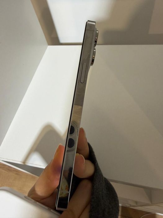 Iphone 14 pro max 256 в идеальном состоянии.