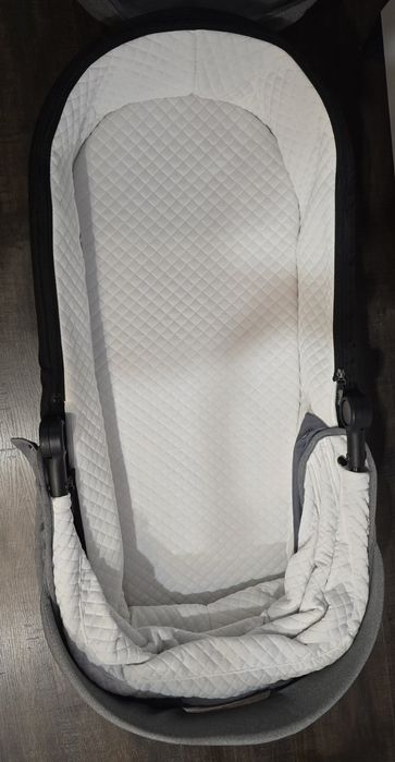 Комбинирана количка Chipolino Linea 3в1