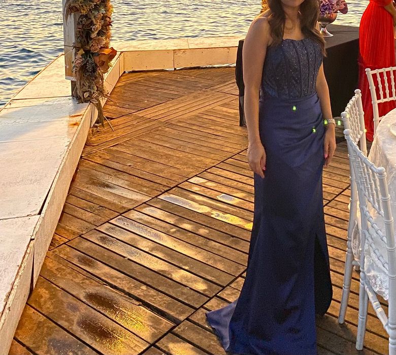 Официална Рокля, размер 38