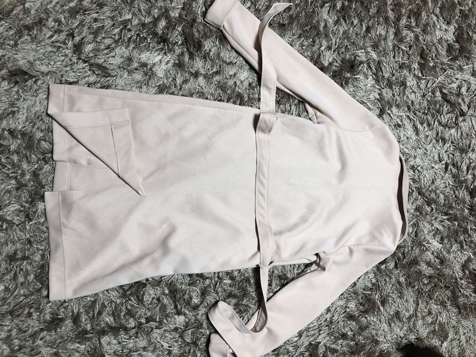 Манто/тренч AMISU