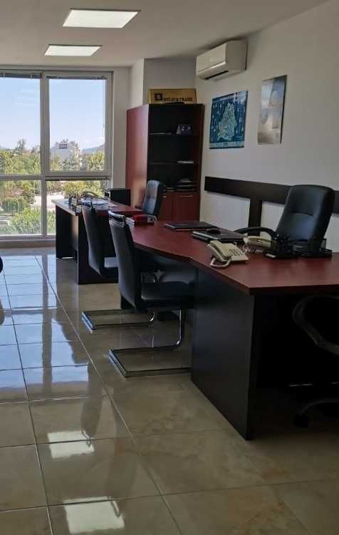 Дава се под наем Офис в Бургас, Възраждане - 37 кв.м за 200 € - Снимка #1