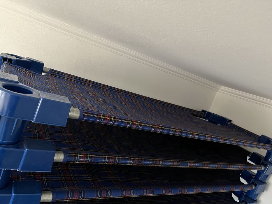 Продам детские кушетки.