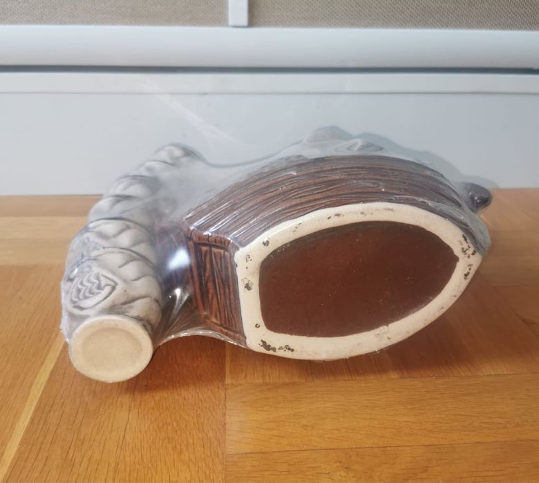 Керамичен чисто нов сервиз вино ракия шише форма Кораб с платна 6 чаши