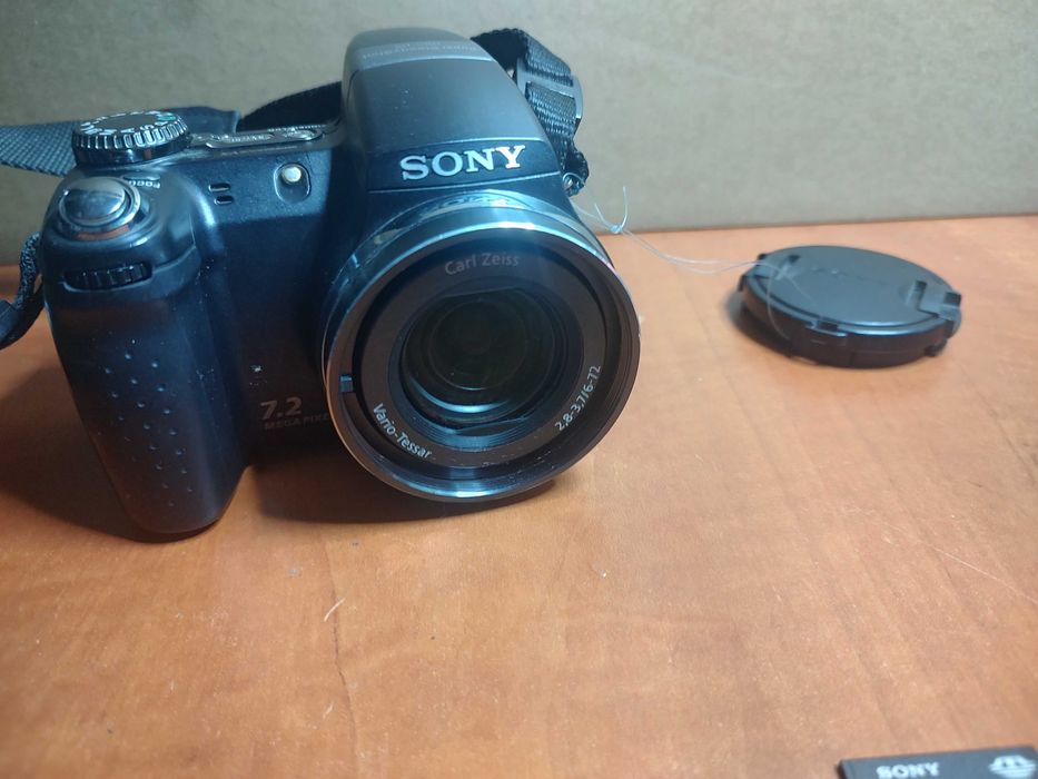 Aparat foto digital camera Sony DSC-H5 Cyber-shot si card 4GB