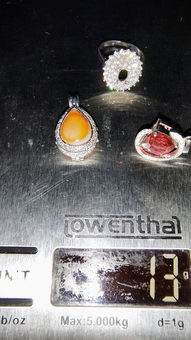 Vand bijuterii damă