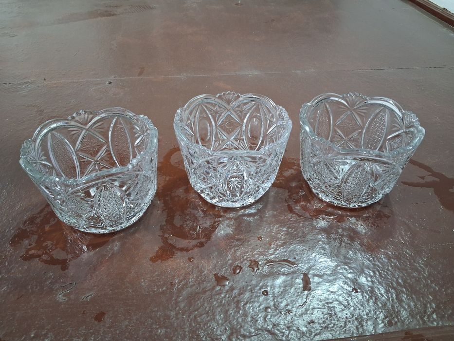 43ta xrustal 14ta chinni hammasi zo'r turibdi