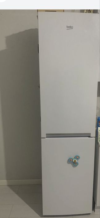 Продается холодильник 201 см No Frost