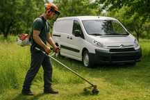 Servicii cosit-defrișat-tocat crengi-evacuat gunoi vegetal in Prahova