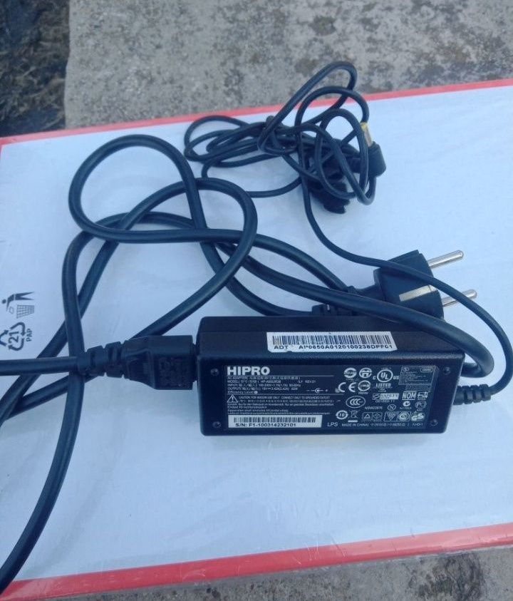 Incarcator Laptop Acer HP-A0652R3B original 19V , 65W

Incarcator Lapt