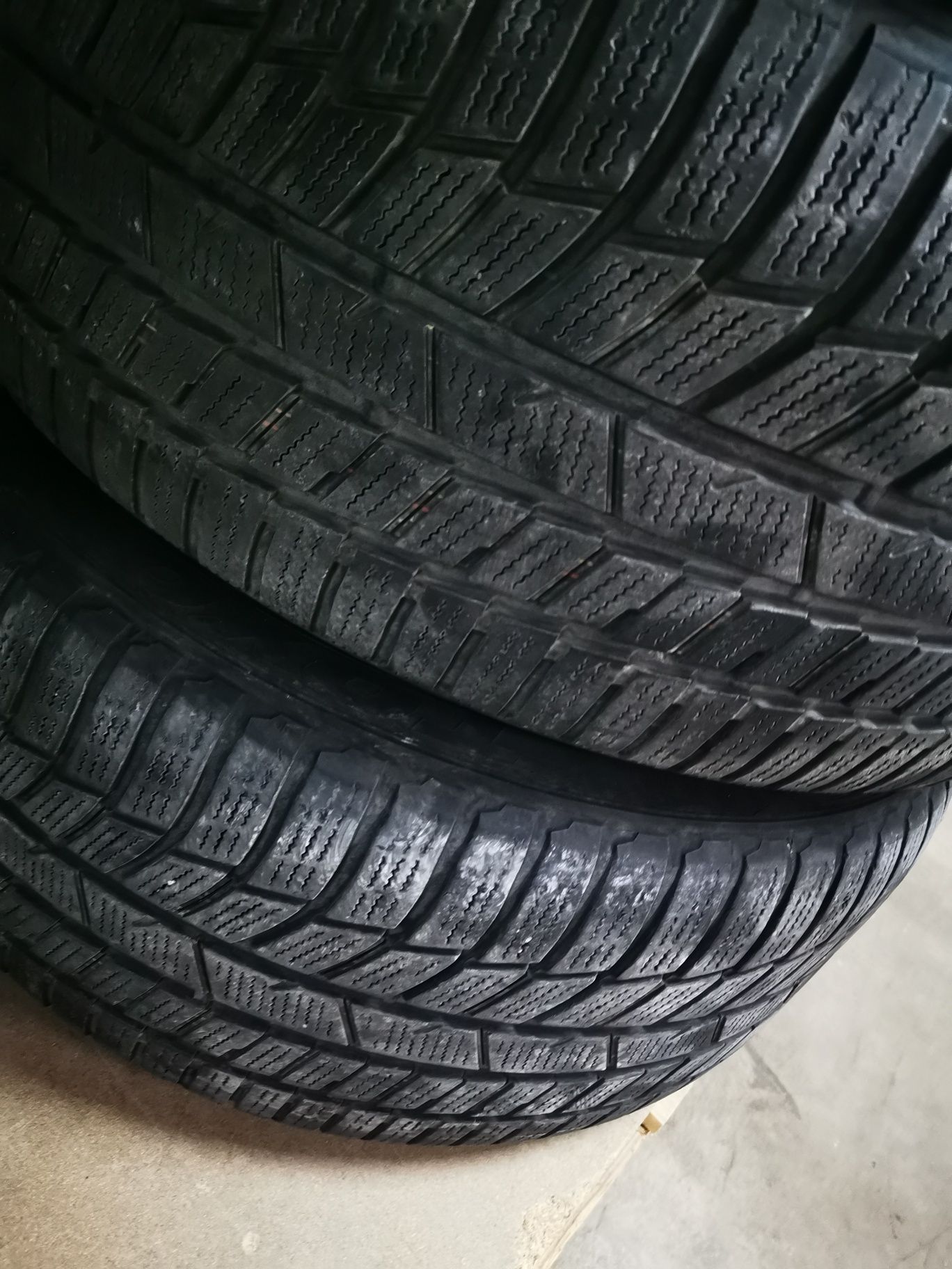 Зимни гуми 20 спорт пакет 275/40/20 2 бр. 315/35/20 2бр.  TOYO snowpro