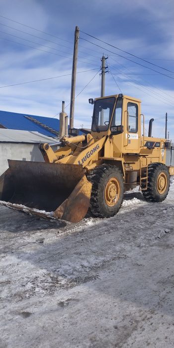 Услуги погрузчика. Вывоз снега и мусора. Все виды услуг.