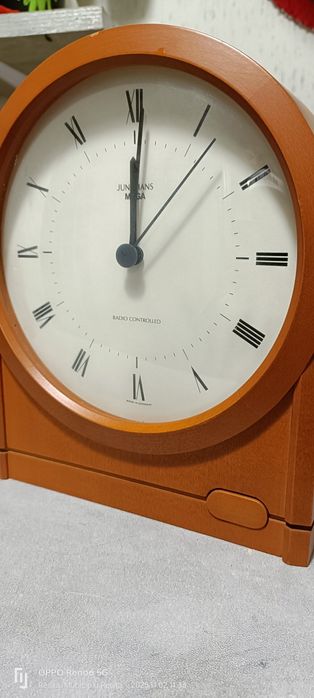 Vând ceas de masa JUNGHANS MEGA radio controled
