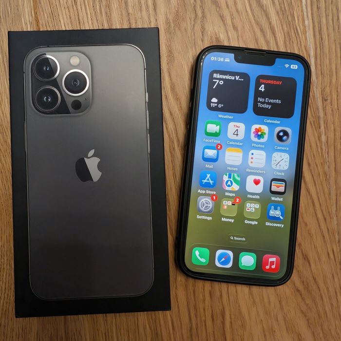 Vand iPhone 13 pro de 256 impecabil