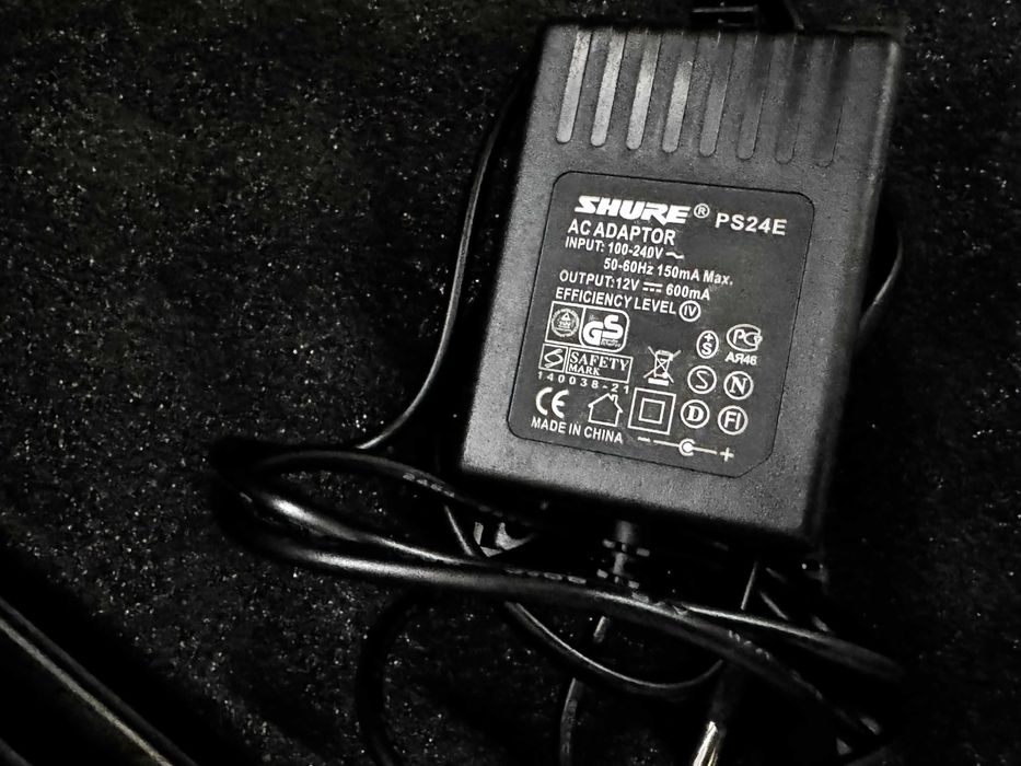 Microfoane Shure GLXD4 / BETA 58A Dual Combo UHF - Made in Mexic