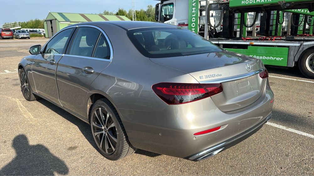 Merceses-Benz E 300 DE - Diesel Plug in hybrid