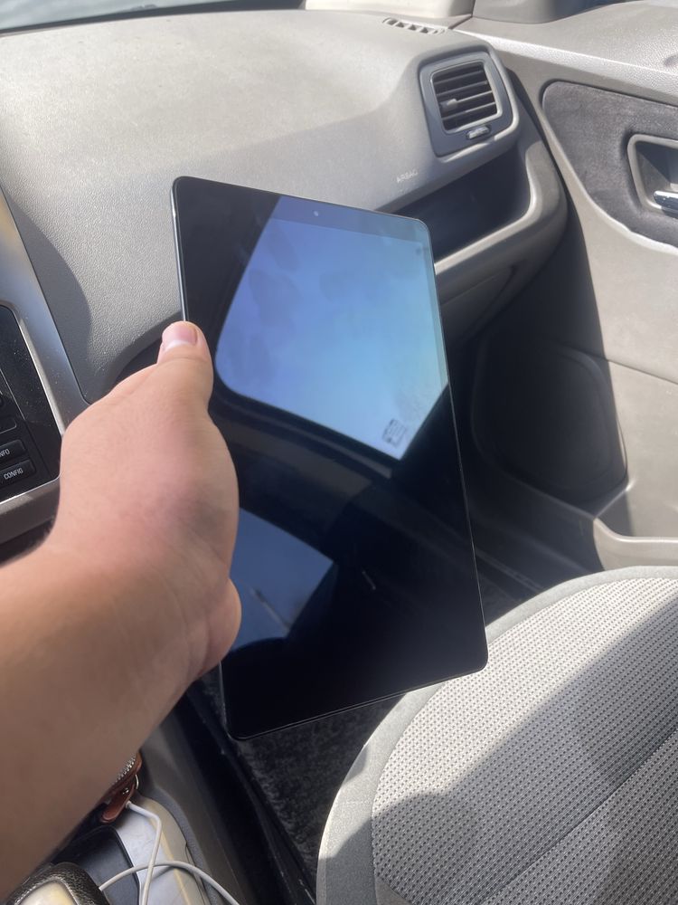 Planshet sotiladi samsung tab A
