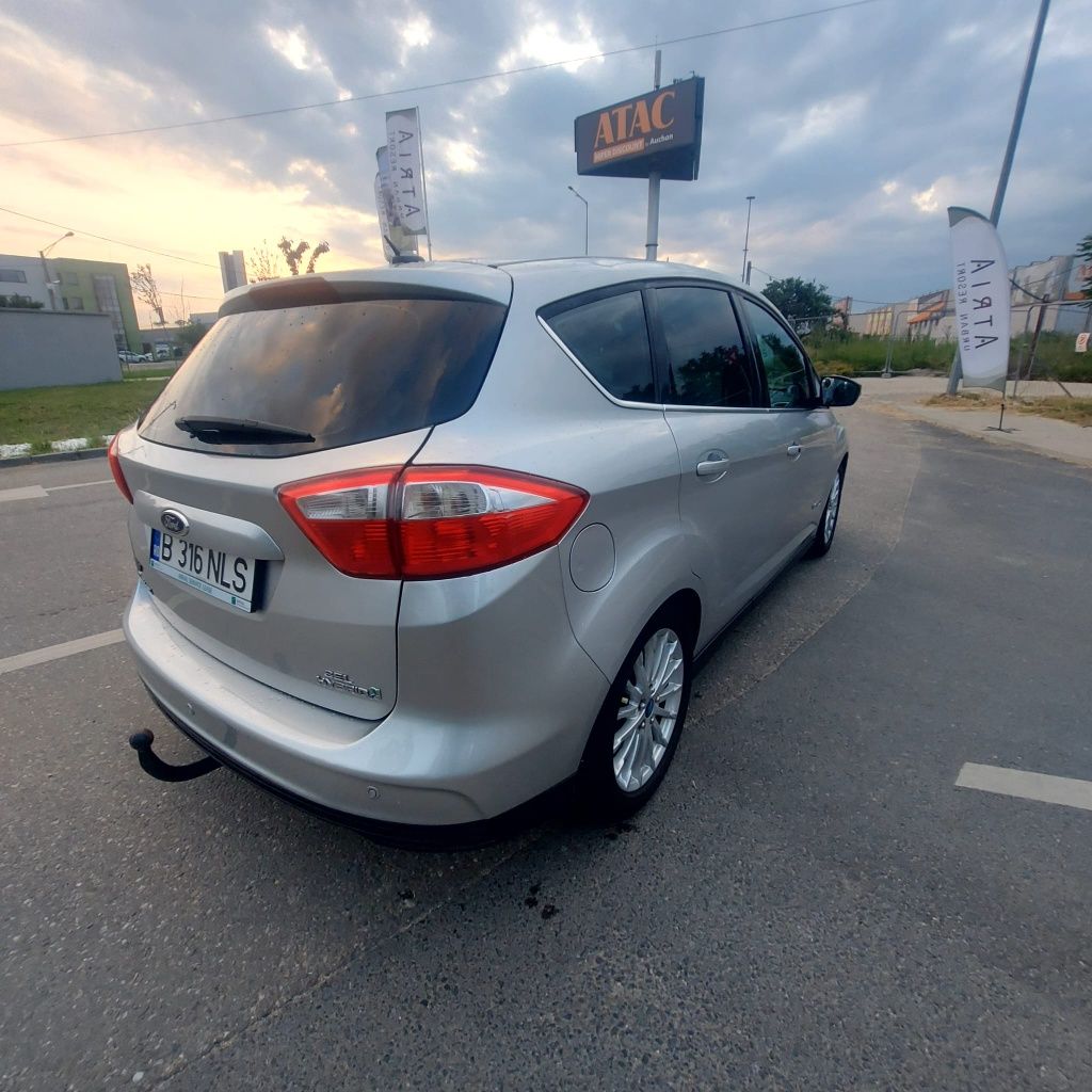 Ford C max full hiybrid se incarca la franare si in mers km reali