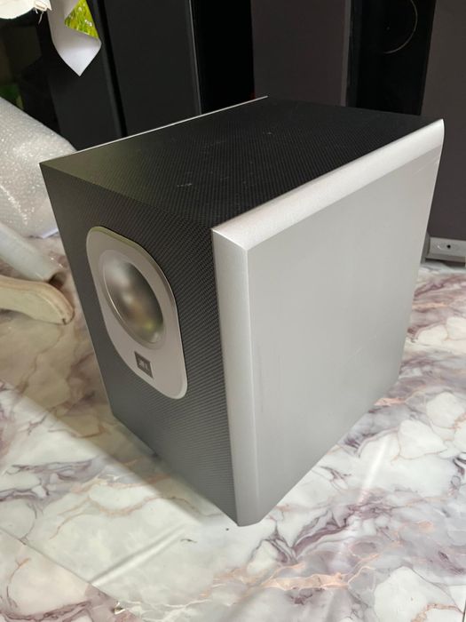 Subwoofer Jbl Sub200