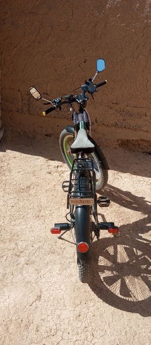 Velik sotiladi 1mln.200ming