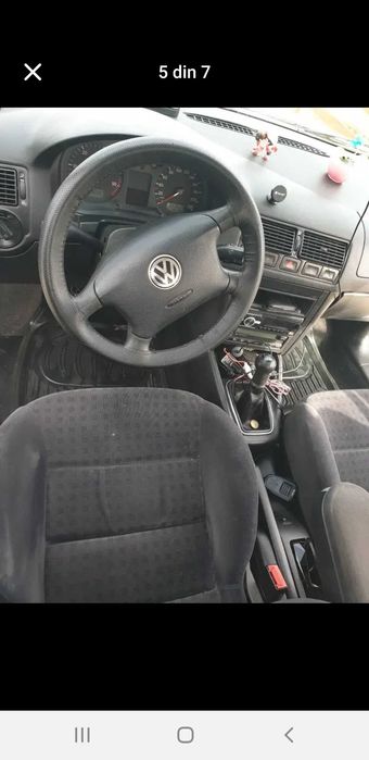 Vând Volkswagen golf 4