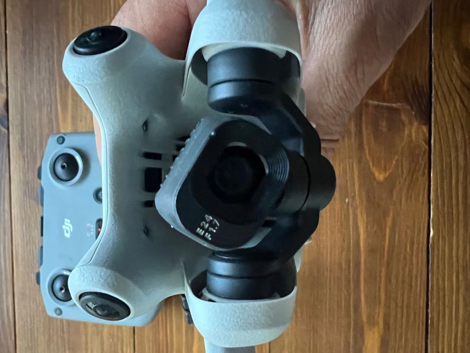 Дрон DJI Mini 4 pro