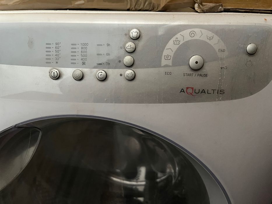 Пералня Ariston Aqualtis 6kg 1000