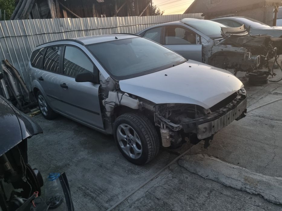 Usa stanga fata usa stanga spate ford focus mk2 1.6 tdci 2007