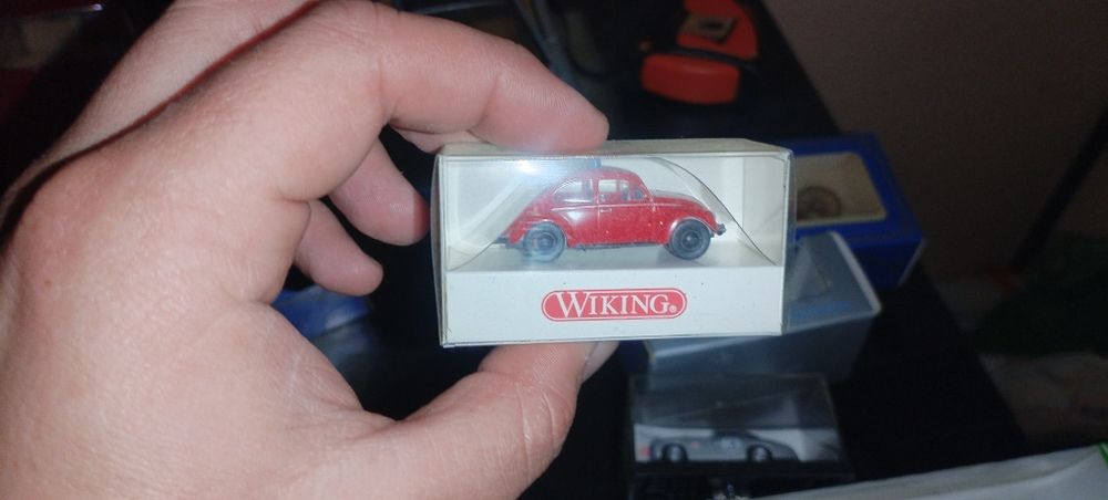 Продавам метални колички и камиони 1/18, 1:18 1:24 1:43