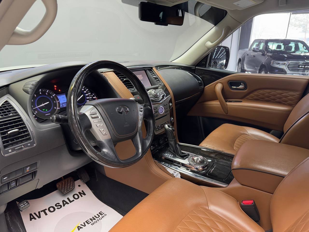 Продается Infinity QX80