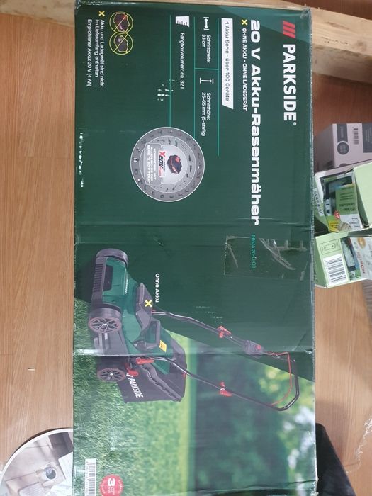 Masina de tuns iarbă nouă