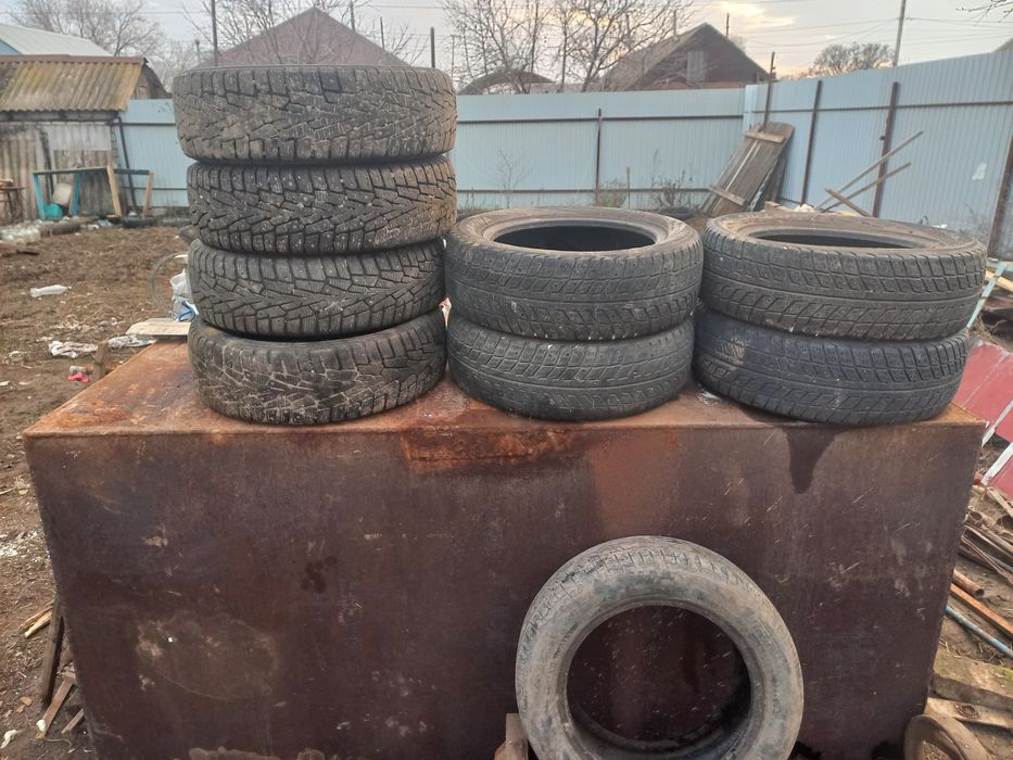 Продам б/у резина зимняя