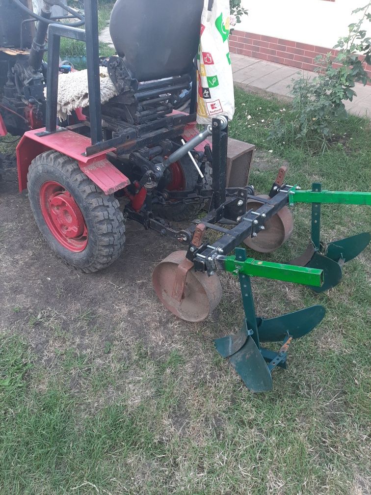 Tractoras 4x4 Belarus MTZ  132
