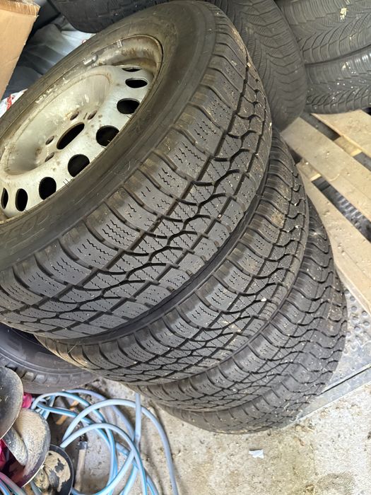 Jante 205/65/16c de Sprinter.