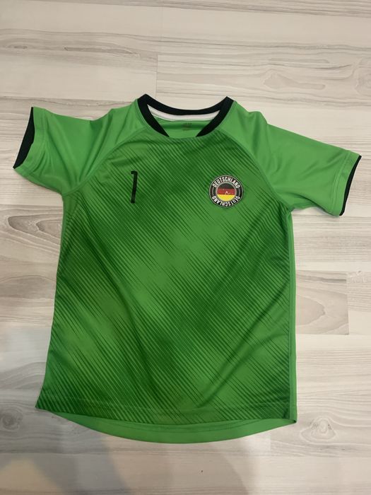 Tricouri de fotbal