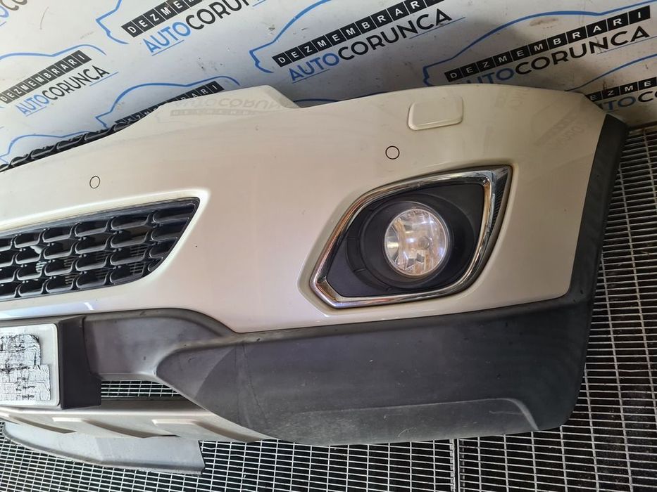 Bara fata Opel Antara Facelift 2010 - 2015 CREM (1047) model fara spalatoare far CRĂPATĂ ...
