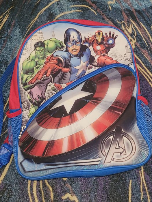 Ghiozdan Avengers