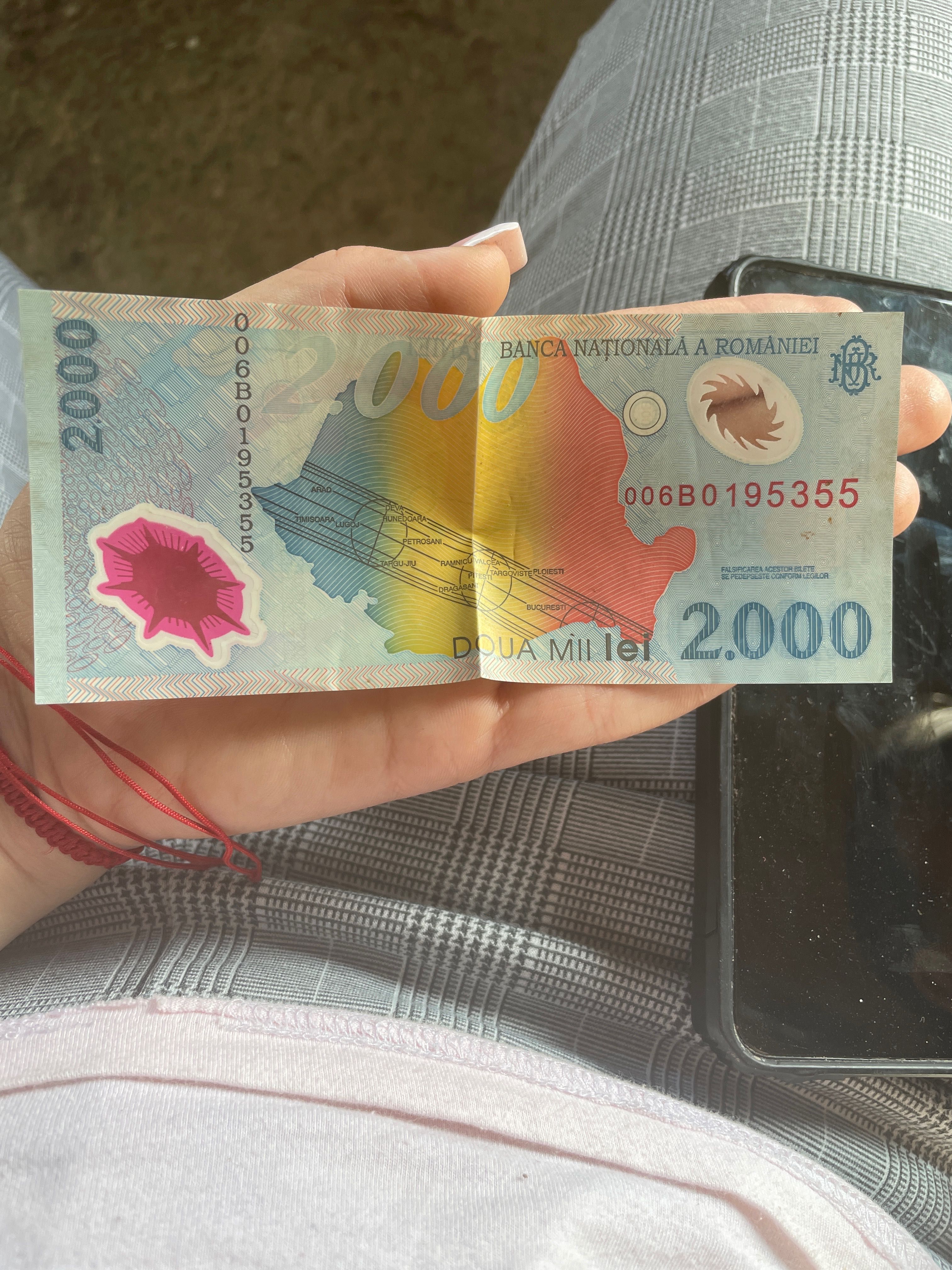Bacnotă Două mii de lei