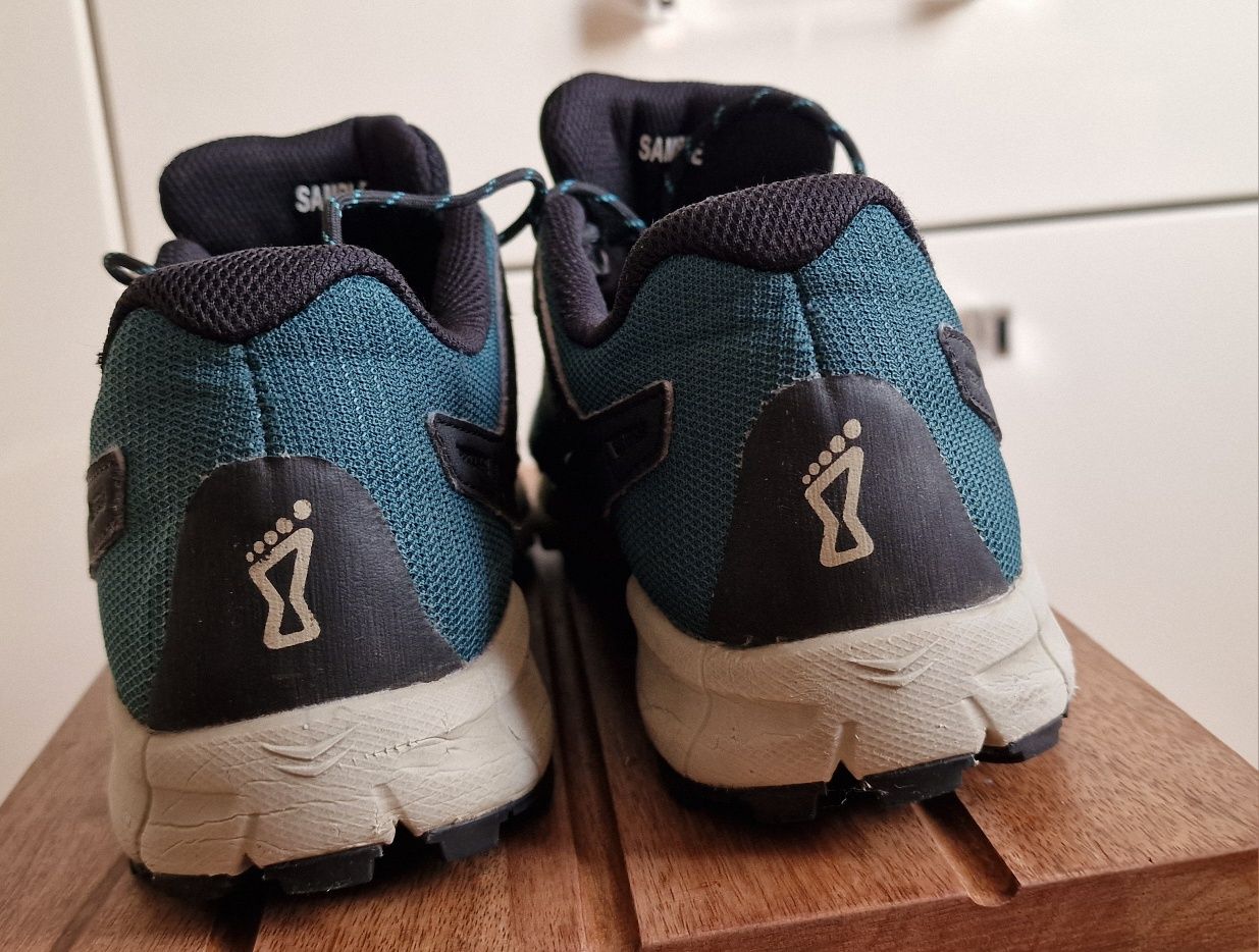 НАМАЛЕНИ Планински обувки за бягане INOV - 8 Goretex р-р 40 - 41