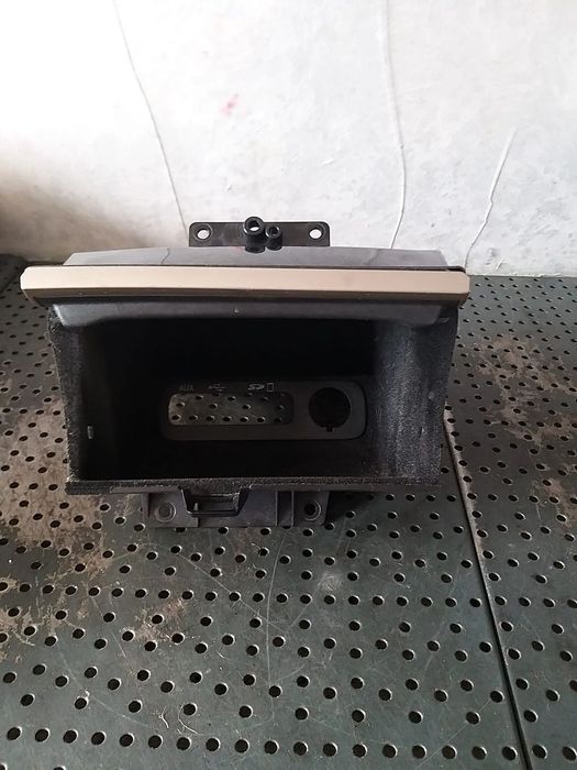 Sertar bord jeep grand cherokee 4 wk wk2 x90020201mr