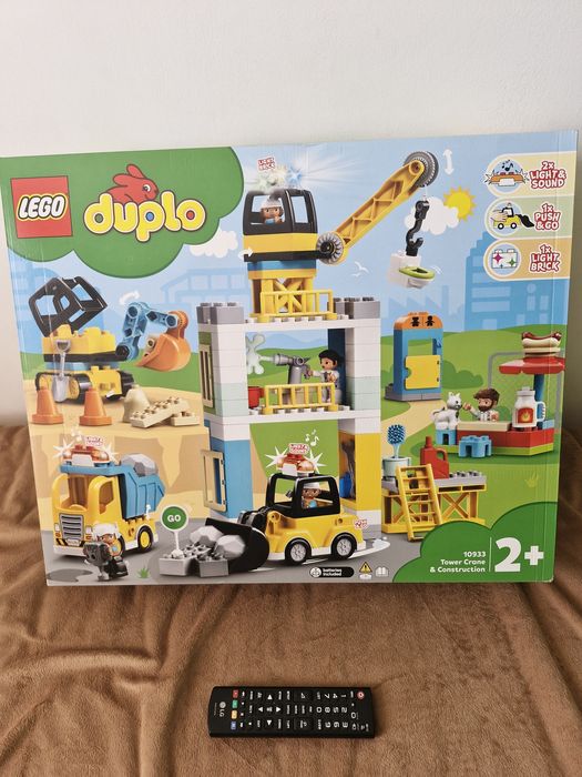 Конструктури Лего чисто нови