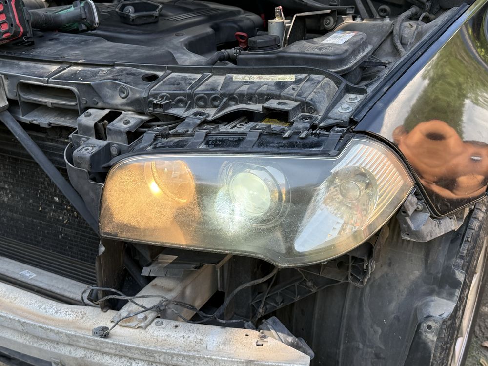 BMW x3 e83 Броний, фарове