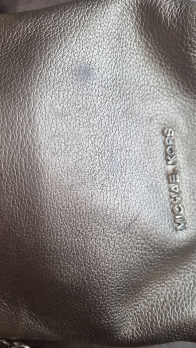 Michael Kors оригинална златиста чанта ест.кожа