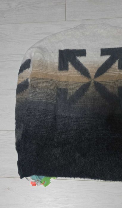 Pulover din lana Off White