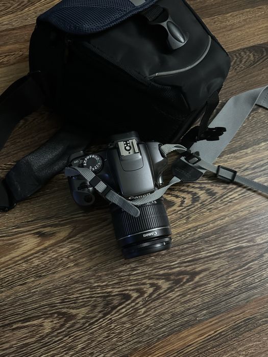 Фотоаппарат Canon EOS 1100D