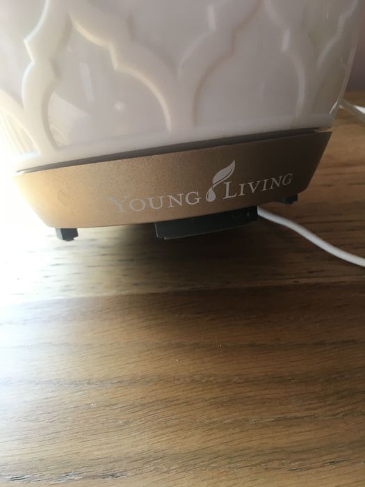 Дифузер за етерични масла Young Living детски дифузер