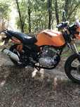 Motocicleta Zontes panter
