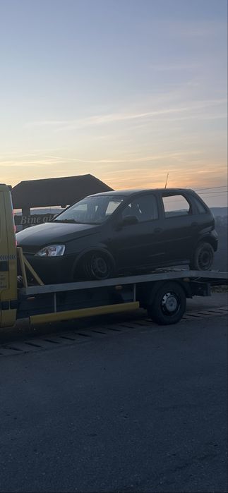 Dezmembrez Opel Corsa C 2002 1.2 benzina