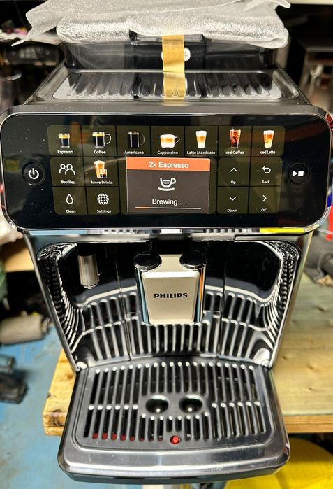Philips latte go 5500 SIGILATE  cu 0 cafele