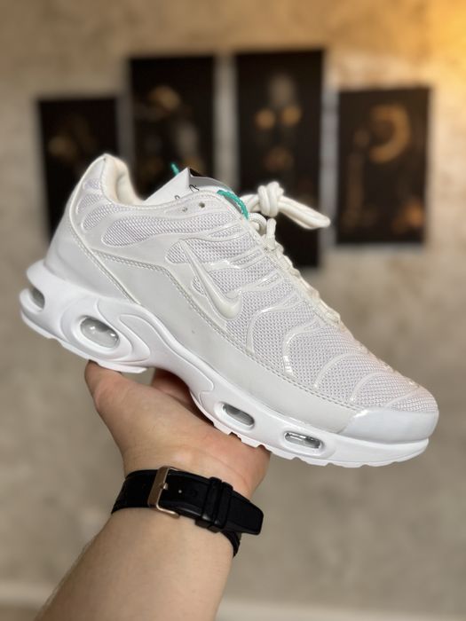 Adidasi Barbati Nike Air TN Full Alb!