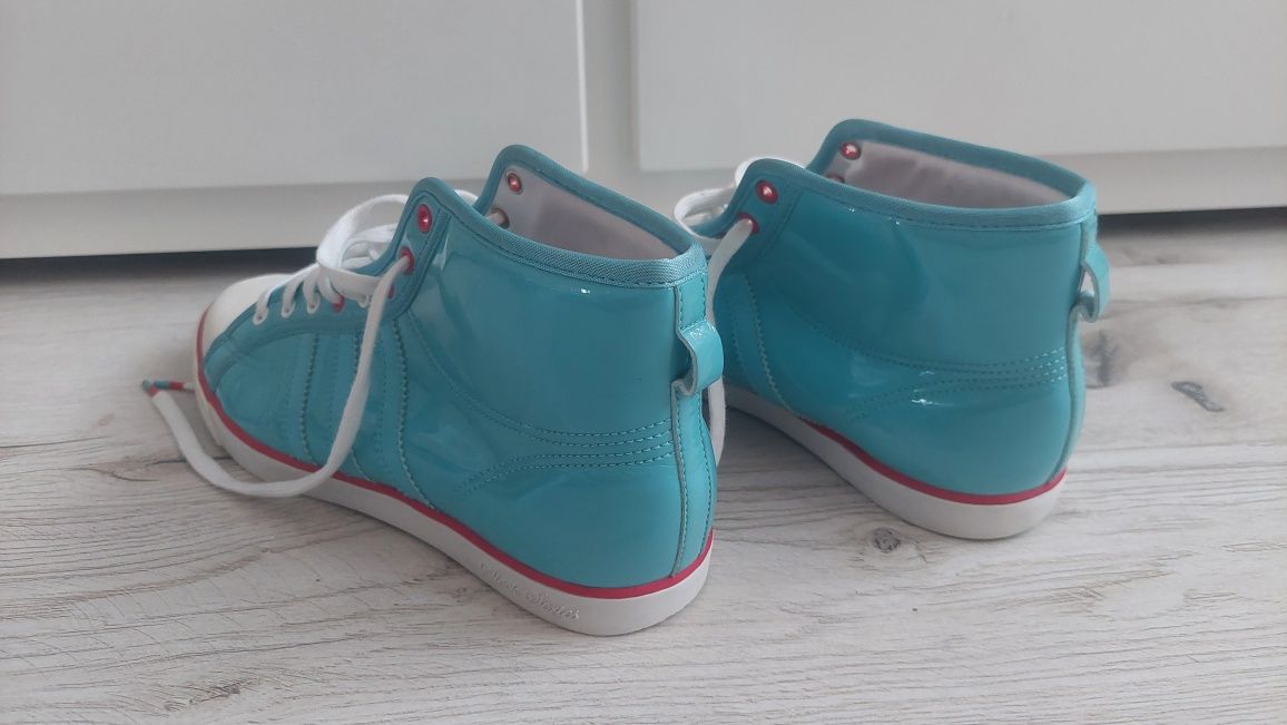 pantofi dama Adidas nou marimea 38 ieftin!